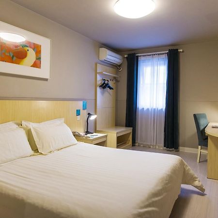 Jingjiang Inn Jurong Renmin Road Zhenjiang  Εξωτερικό φωτογραφία